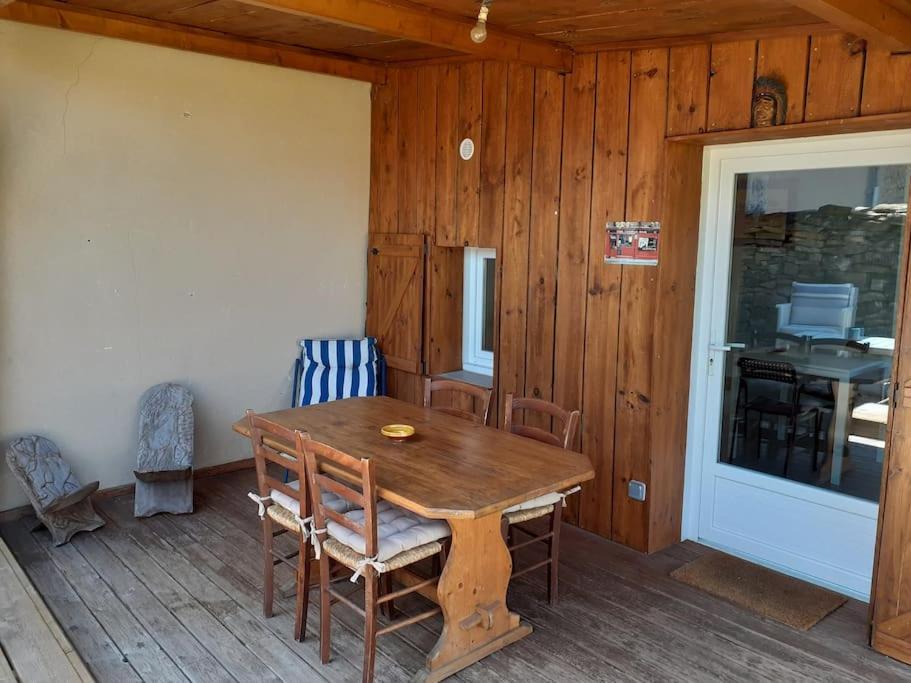 La Au Fond Du Jardin Holiday home Montrodat